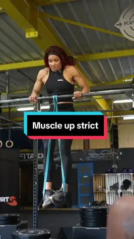 TEXTE PUBLICATION  INSTA :  Toutes les routines d’entraînement sont sur Spaurt.com (app en cours de création) @spaurt.app ! Cette séquence provient d’un meeting expérience (7h de pratique) (regardez les prochaines dates directement dans notre bio). Hâte de vous y retrouver pour apprendre le muscle-up, les tractions et le toes-to-bar strict !!! #spaurt #gym #gymnastique #coach #coaching #muscleup #traction #pullup 