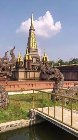 พระธาตุอินทร์แปลง งามดั่งพระอินทร์สรรค์สร้าง #วัดสวยเมืองไทย #พระธาตุอินทร์แปลง #มหาสารคาม #เที่ยววัด #ไหว้พระ 