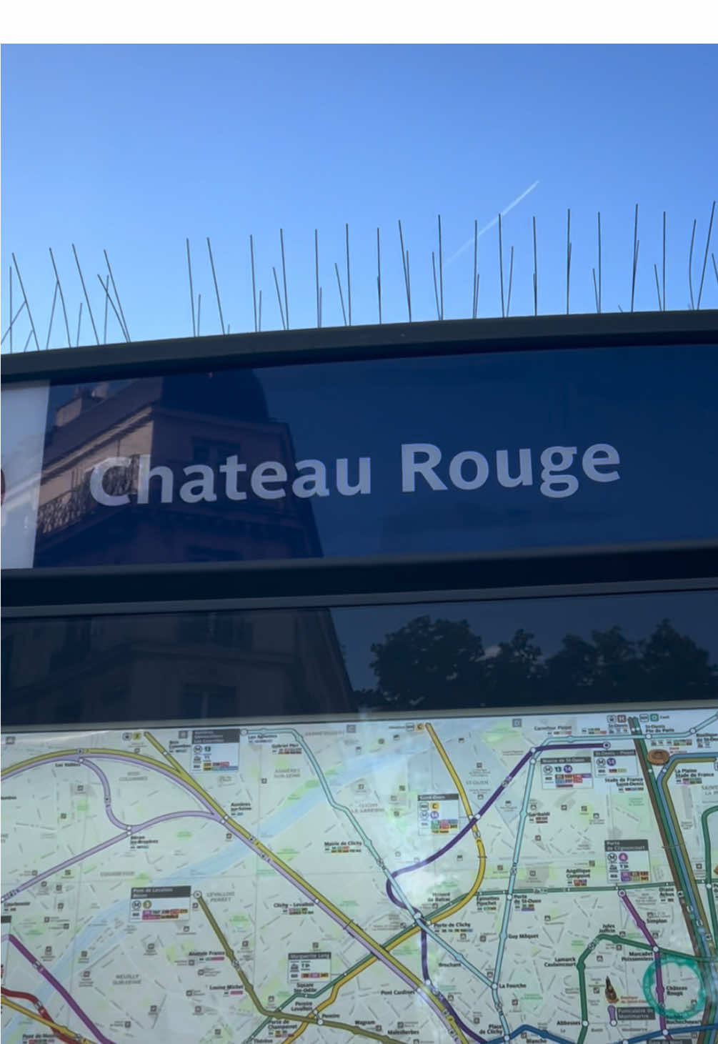 Tous ensemble réunis dans le quartier de chatou rouge❤️🫶 #paris #pourtoi #couscous #chateaurouge 