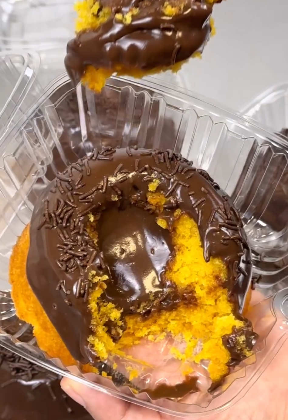 Não desista daquilo que você sonhou tanto #minibolo #minibolovulcao #confeitaria #ninhocomnutella #bolocenoura 