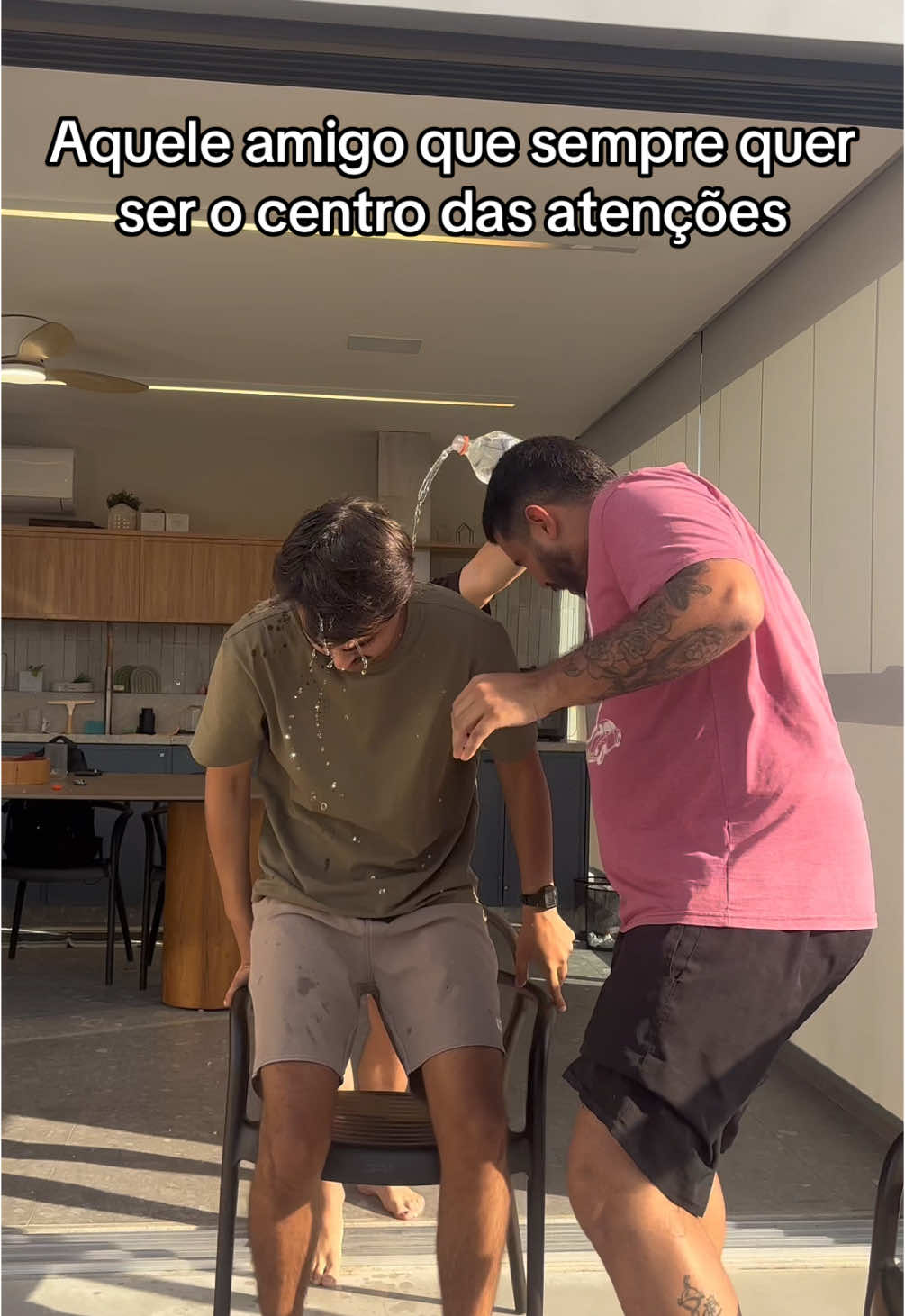 Conhece algum amigo assim?? iB:@jamesforemann 