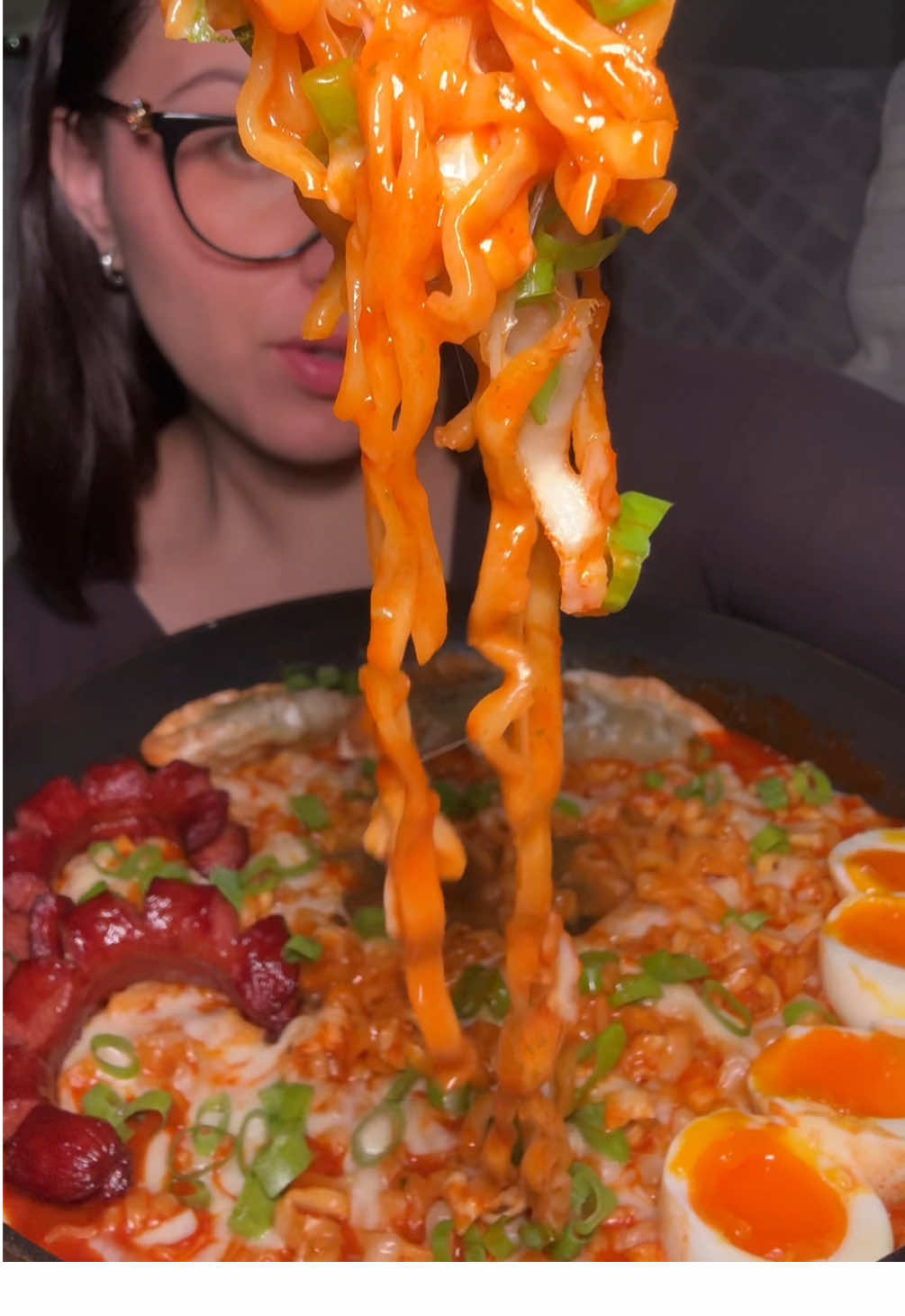 something abt this buldak ramen this time hit DIFFERENT 😩🙂‍↕️ #buldak #samyang #ramen #noodles #spicy #Foodie #bibigodumplings #buldakcarbonara #mukbang #eating #slurp #eatwithme 
