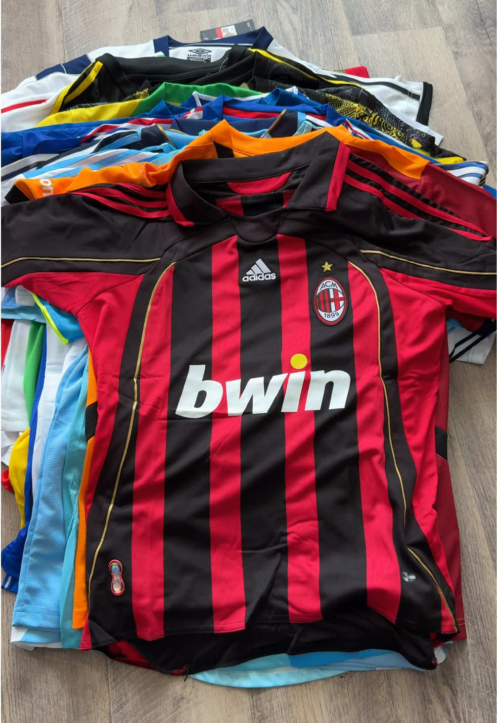 Vinted/IG: CalaTrikots  #footballshirt #footballjerseys #fits #Retro #vintage #Summer #jersey #soccertiktok 