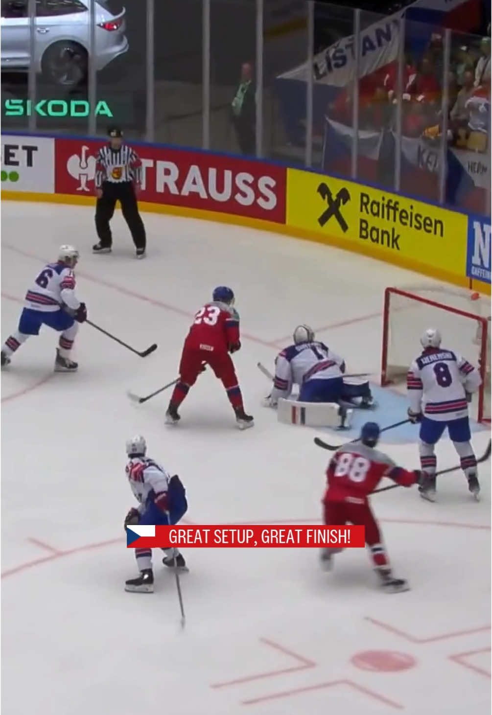 What a play from 🇨🇿! #MensWorlds #IIHF #hockey #hockeytok 