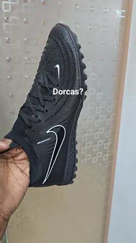 Quality Nike trainers instock.Kshs 4500. ✅️ WhatsApp 0715241382 ✅️ Nairobi City Centre Mall shop 216 2nd floor.#nike #football #fyp #online#explore 