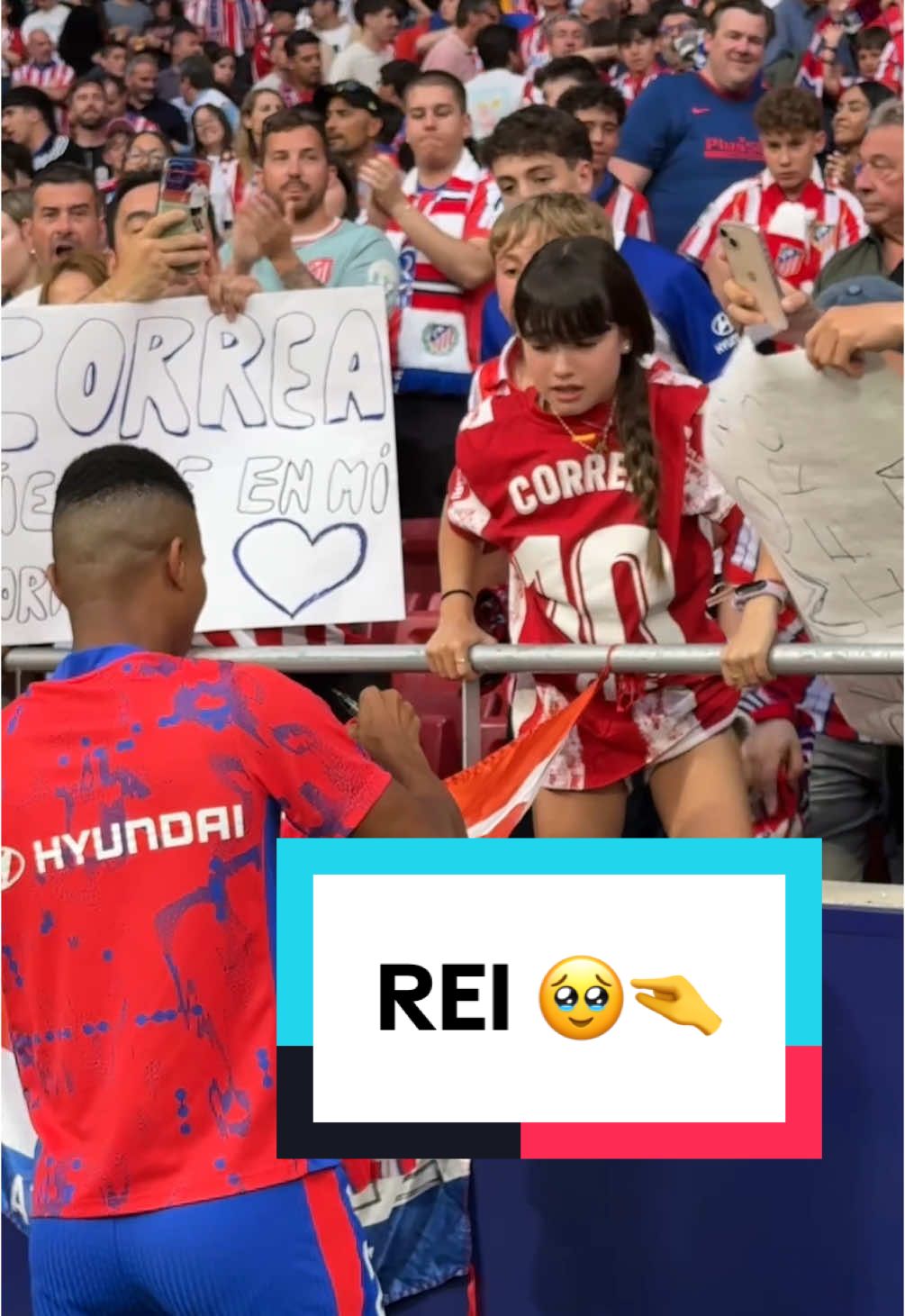 Imposible no quererte, Rei 🥹🤏 #reinildo #camiseta #regalo #gift #atleticodemadrid #present #firma 