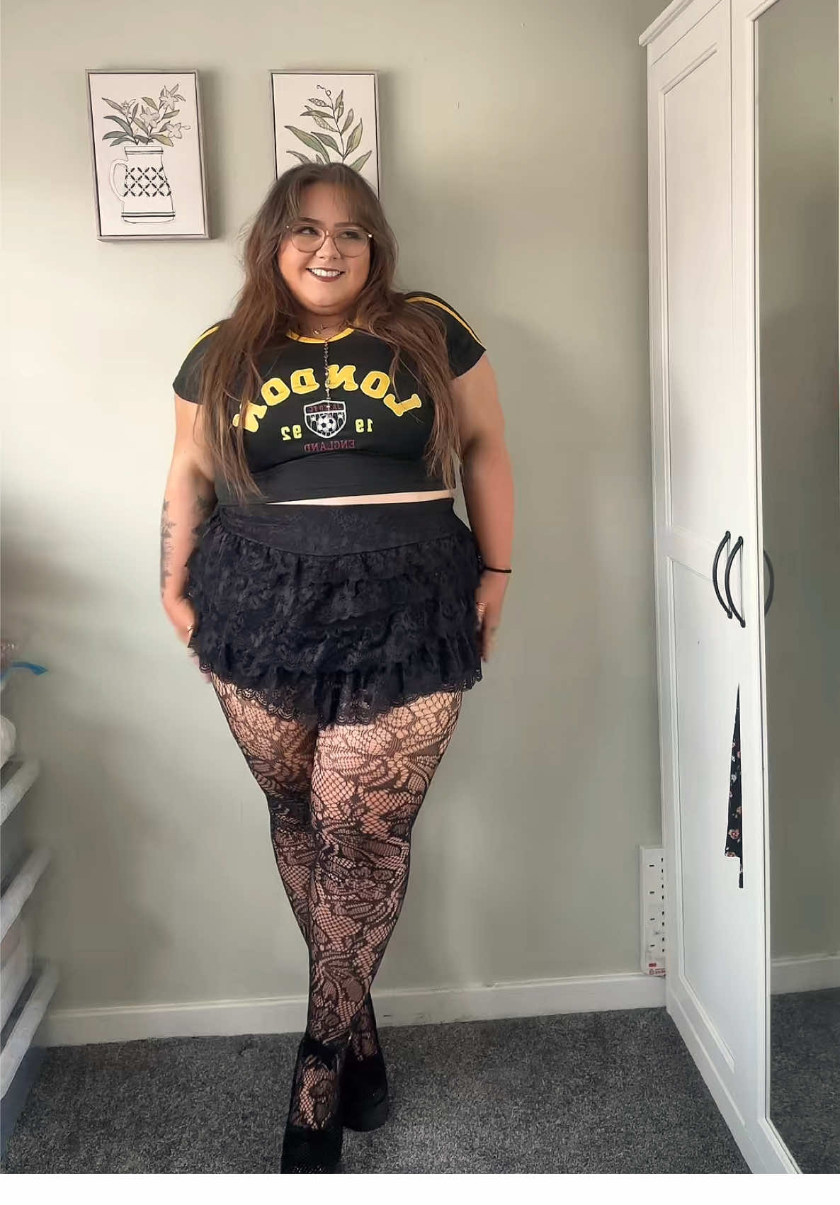 #lgbtq🏳️‍🌈 #lgbt🌈 #plussizefashion #plussizestyle #fashiontiktok #outfitinspo #fitcheck #fashion #fashioninspiration #foryoupagе #curvyfashion 