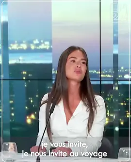 On n’est probablement jamais aussi proche de soi-même qu’en essayant vraiment de comprendre l’autre.  #foryou  #pourtoi 