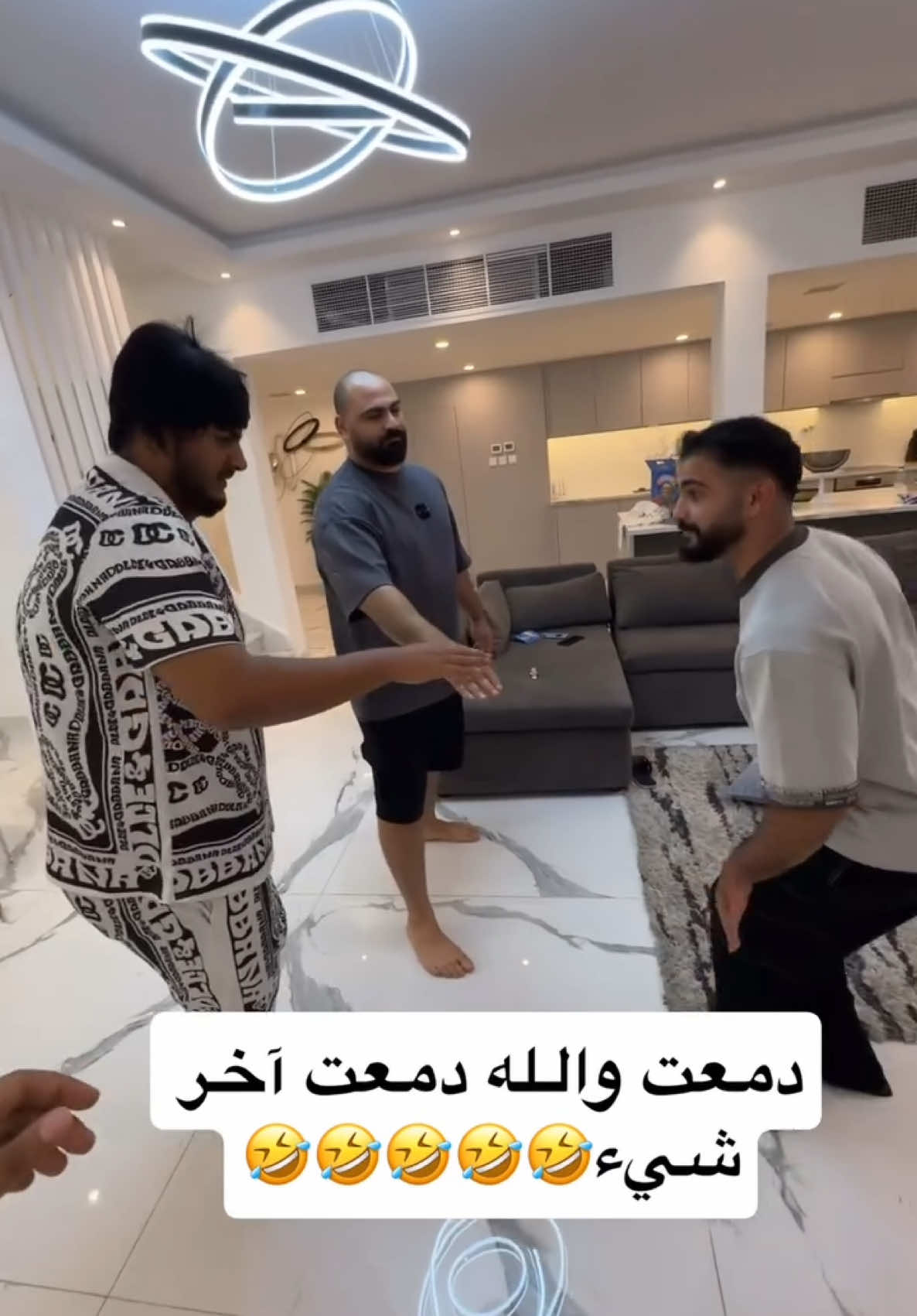 🤣🤣🤣🤣🤣🤣🤣🤣🤣تحدي التحمل #جكي #اكسبلورexplore #fyp #اكسبلور #مقالب_جكي #اكسبلورر 