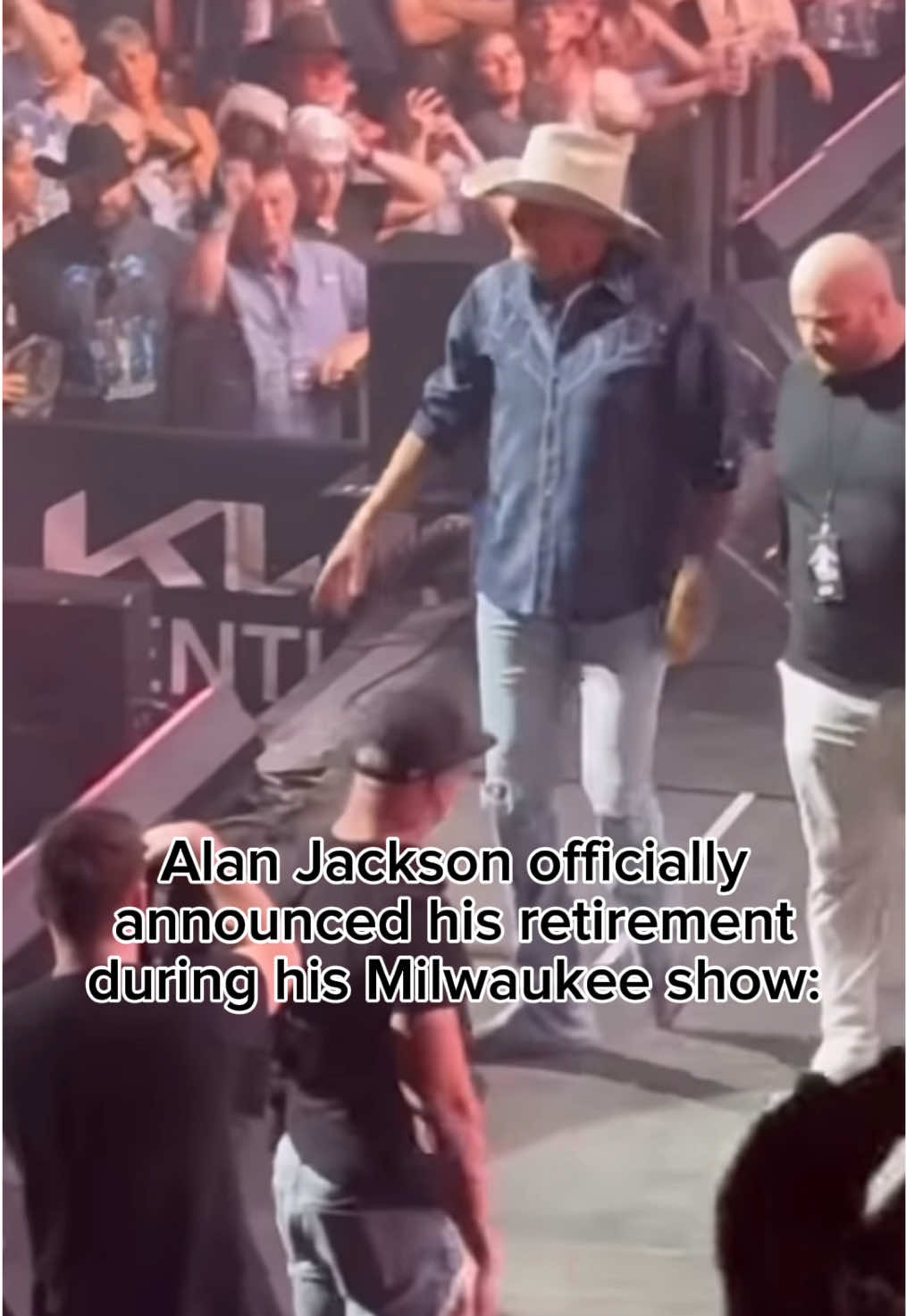 Alan Jackson deserves so much respect for touring through his condition. He plans on a final show in Nashville next summer. #alanjackson 