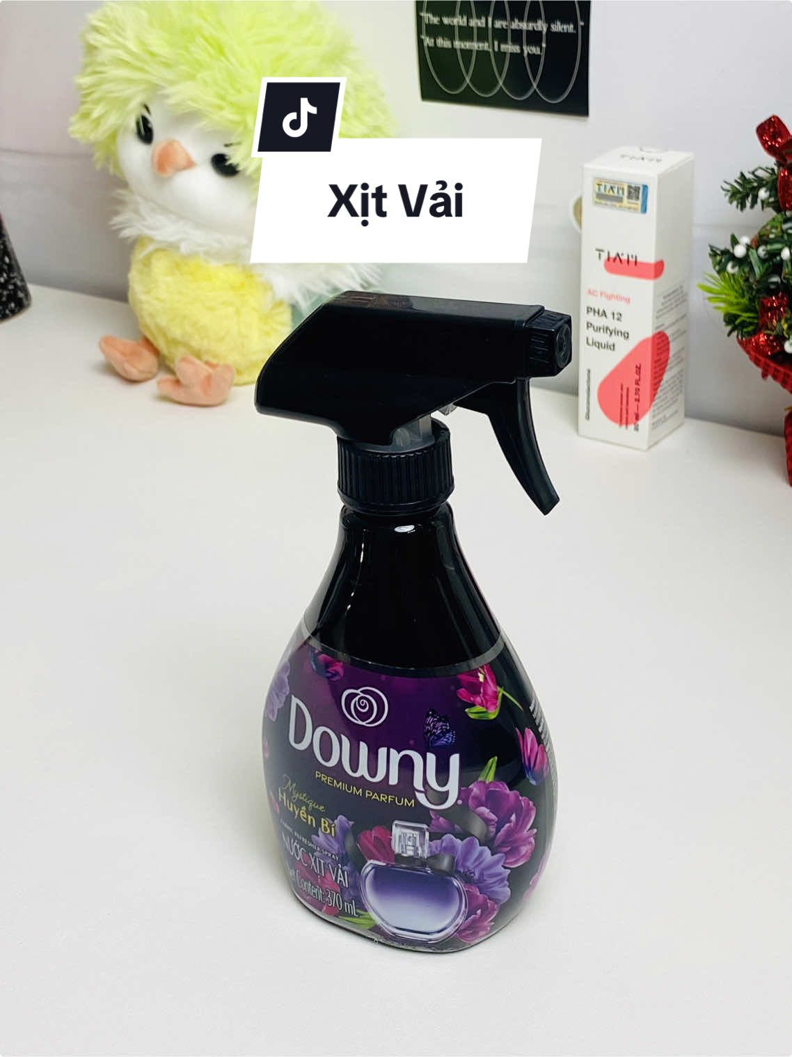 Combo 2 chai xịt vải downy thơm, xịt được nhiều chỗ, tiện lợi mà dùng lâu lắm #xitvaidowny #xitthomquanao #xitvai #xitvaithomquanao #nhaphuongxaigi #LearnOnTikTok 