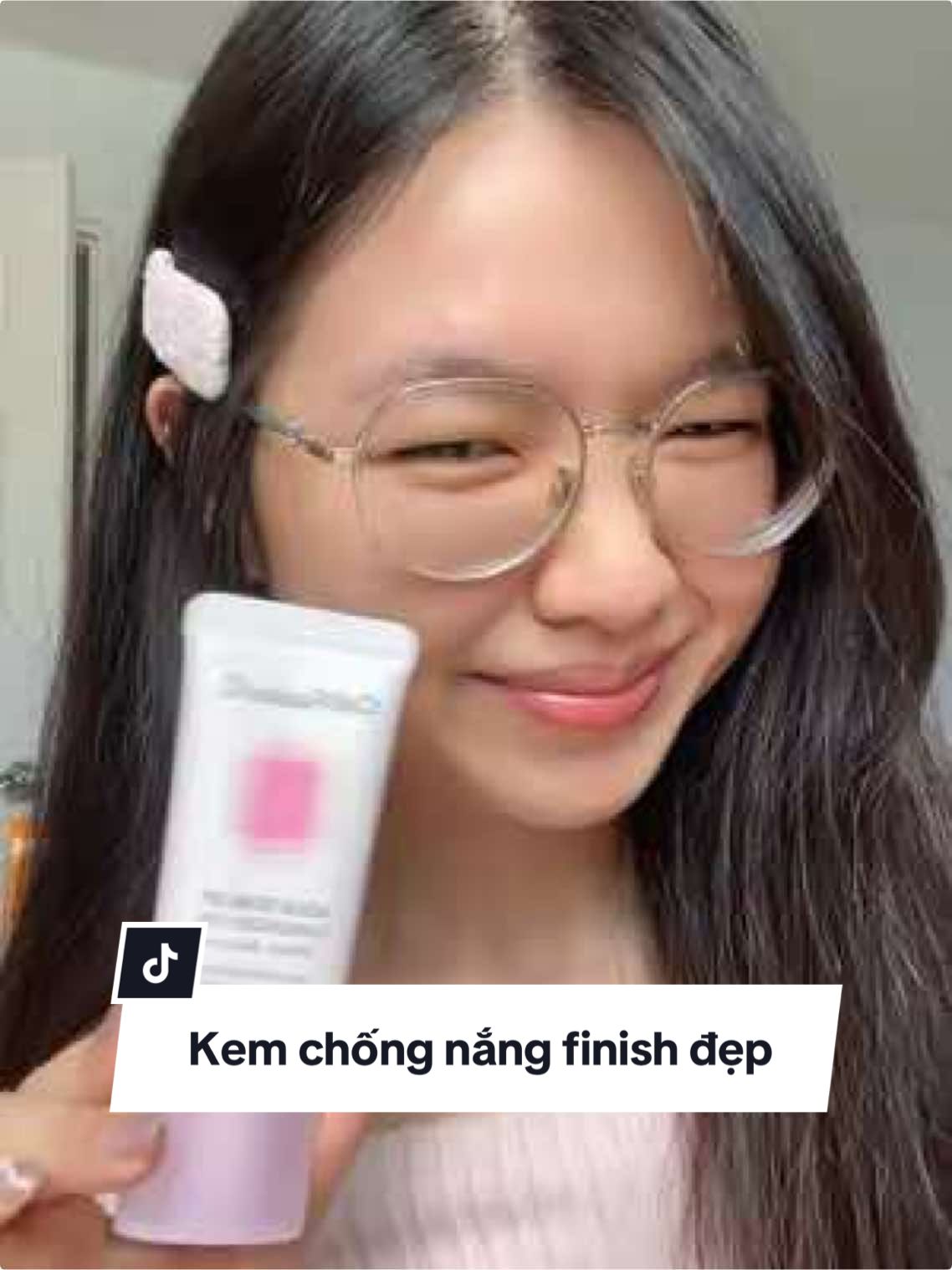 Kem chống nắng gì mà finish đẹp thé @Cell Fusion C Vietnam @Ha Linh Official #cellfusionc #cellfusioncvn #aquatoneupsunscreen #vhl #kemchongnang 