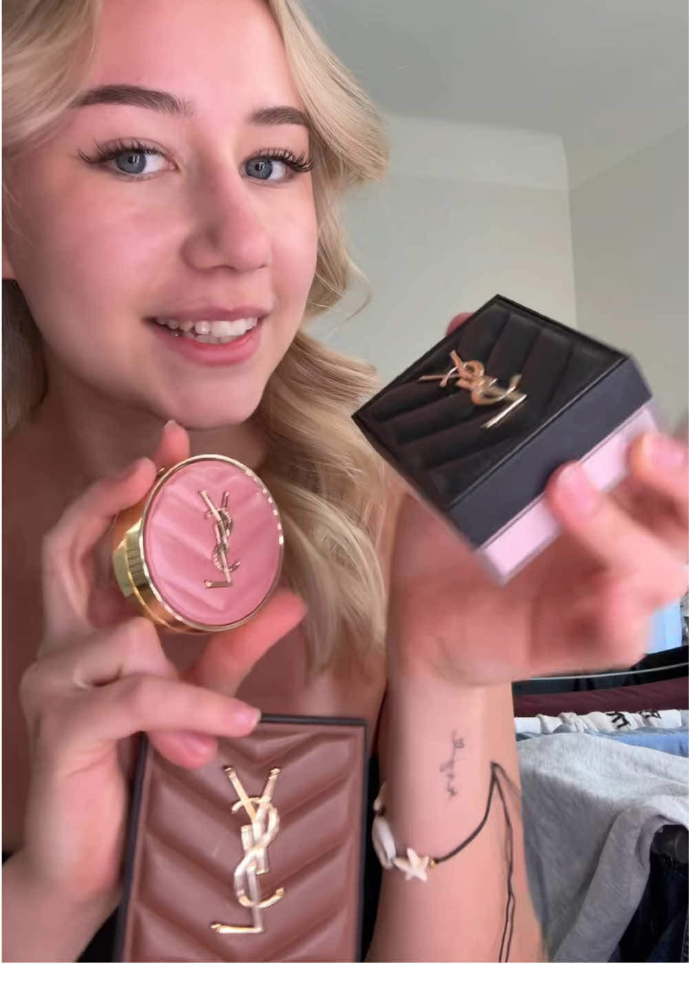 Kenen meikkipöytä?👀