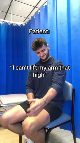 Give the towel trick ago #fypシ゚ #shoulder #roatorcuffinjury #shoulderpain 