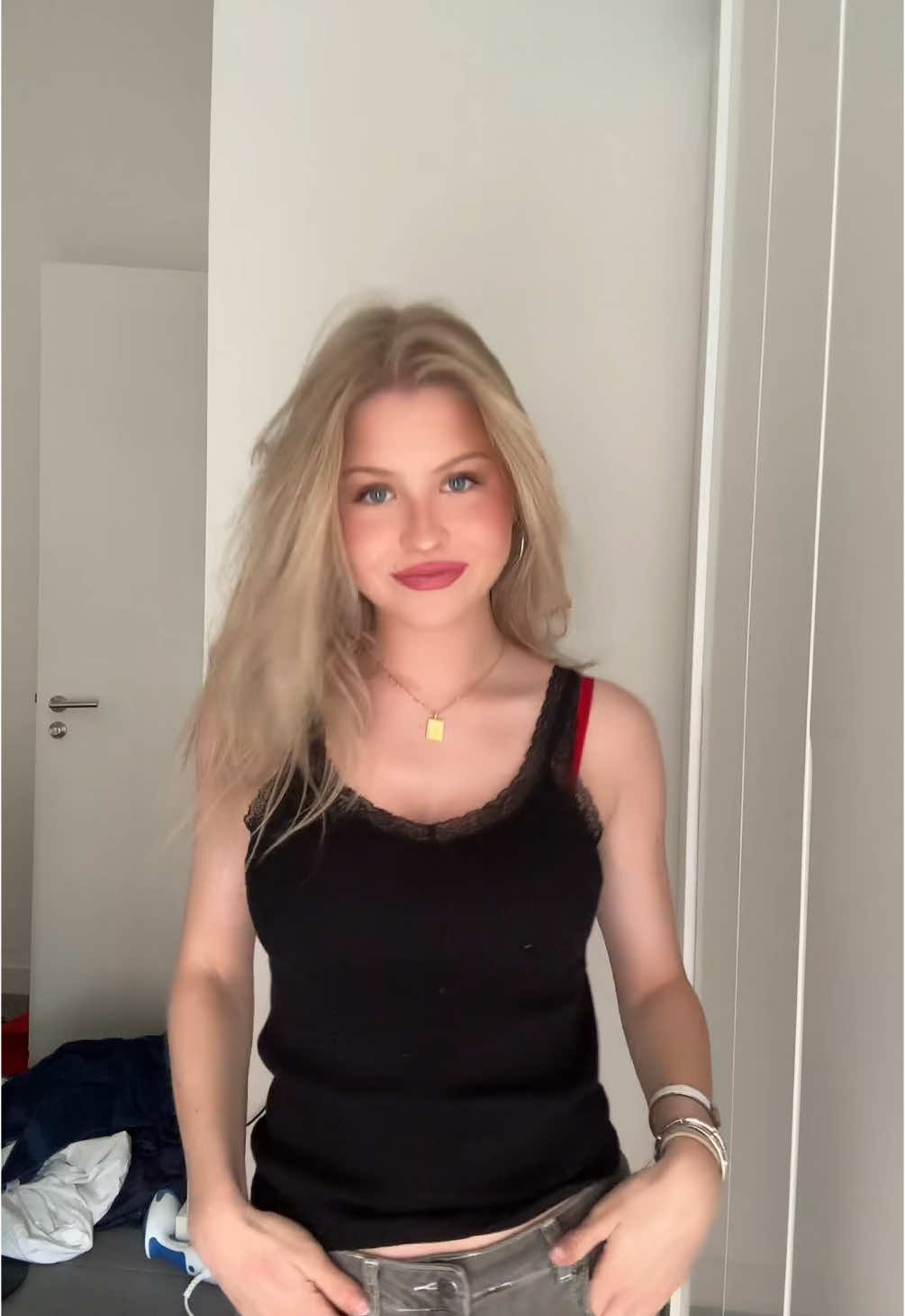 🕺
