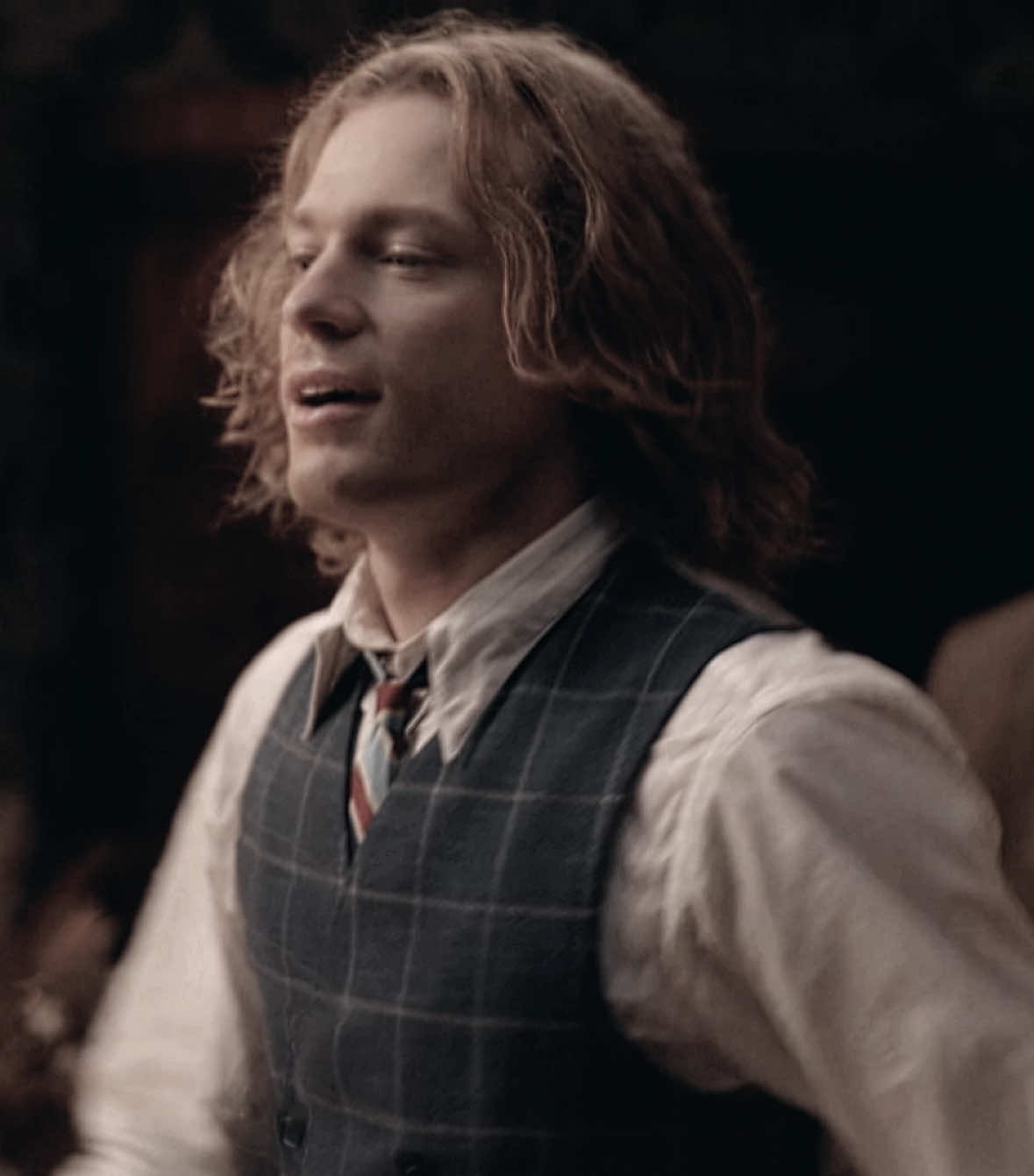 is he ever serious.. [cc szliux ac @d] #lestatdelioncourt #lestatdelioncourtedit #samreid #iwtv #iwtvedit #interviewwiththevampire #fyp #trending ORIGINAL CONTENT