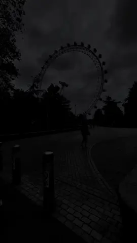 بلوه العشق ياناس  اغانيعراقيه  #explore #you #viralvideo #viral #fyp #fyeシ #عراقي #اغاني #flypシ #fye 