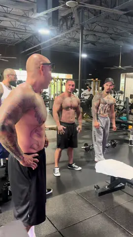 Life Isn't The Problem. It's Wanting Change Without Believing You Deserve It That Wears You Down PROGRAMMING WITH THE ELITES i !! Dm Me For Coaching,It's Time To Level Up !! • #Fitness #fitnessmotivation #stayfit #fit #livefit #getfit #healthylifestyle #tattoo #Fitness #life #teamguerrerofitness #teamG