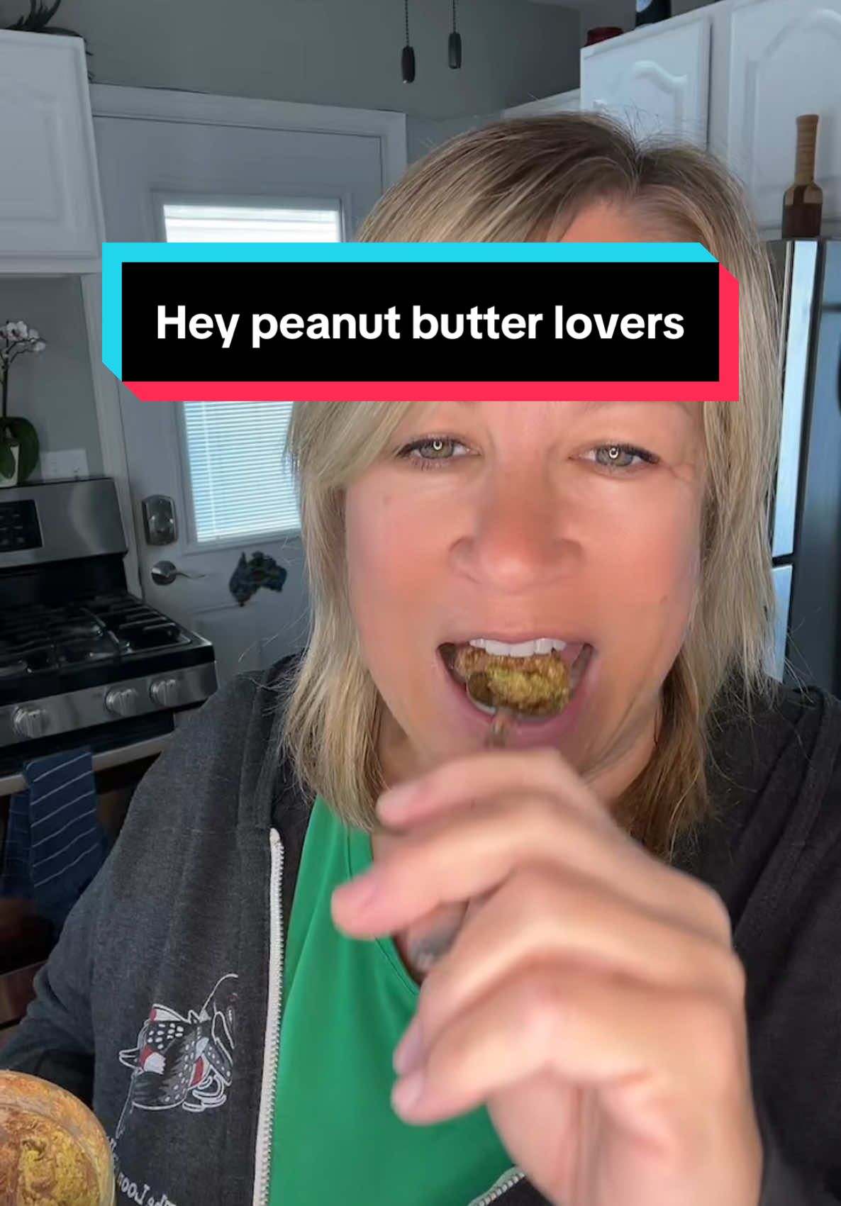 Dubai Chocolate Bar Peanut Butter #dubaichocolate #dubaichocolatepeanutbutter #nerdynuts #peanutbutter #chocolatelovers #tiktokshopmemorialday #tiktokshopfathersday 