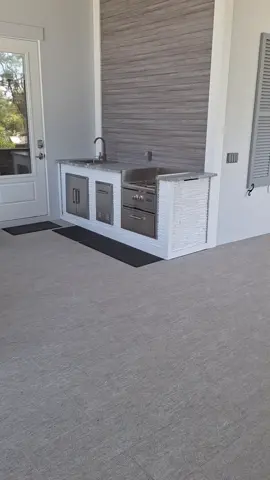 Another happy customer, another stunning outdoor kitchen! 🙌✨ We’re proud to deliver more than just beautiful outdoor kitchen designs — we provide an experience rooted in top-notch customer service, quality & durable materials, and unbeatable value. 💬🛠️💰 This custom setup is the perfect blend of function and style, built to fit our customer’s lifestyle and made to last for years of backyard memories. 🍔🔥 Whether you’re dreaming big or starting small, we’re here to bring your vision to life! Ready to join our growing list of happy homeowners? 😍 Tap the link in our bio to learn more and use our FREE virtual design tool to begin your outdoor kitchen journey today! 📲📐 #outdoorkitchen #outdoorlivingspace #homedesign #backyardgoals #homeinspo #backyardinspo