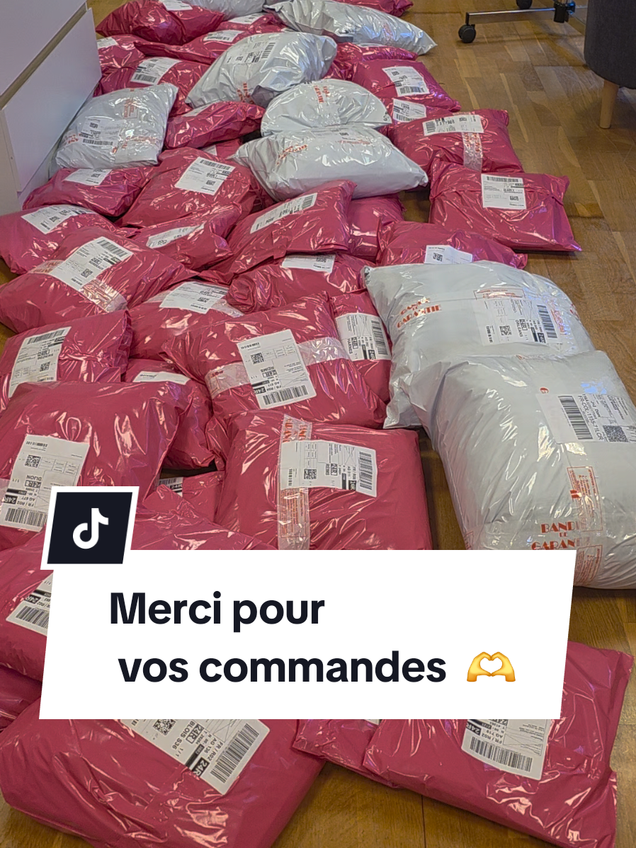Merci pour vos commandes 🥰 #dresscodegap #commandes #commande #merci 