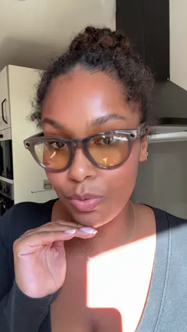 Le meilleur achat que j’ai fait cette année 😂😂😂  #raybanmeta #rayban #meta 