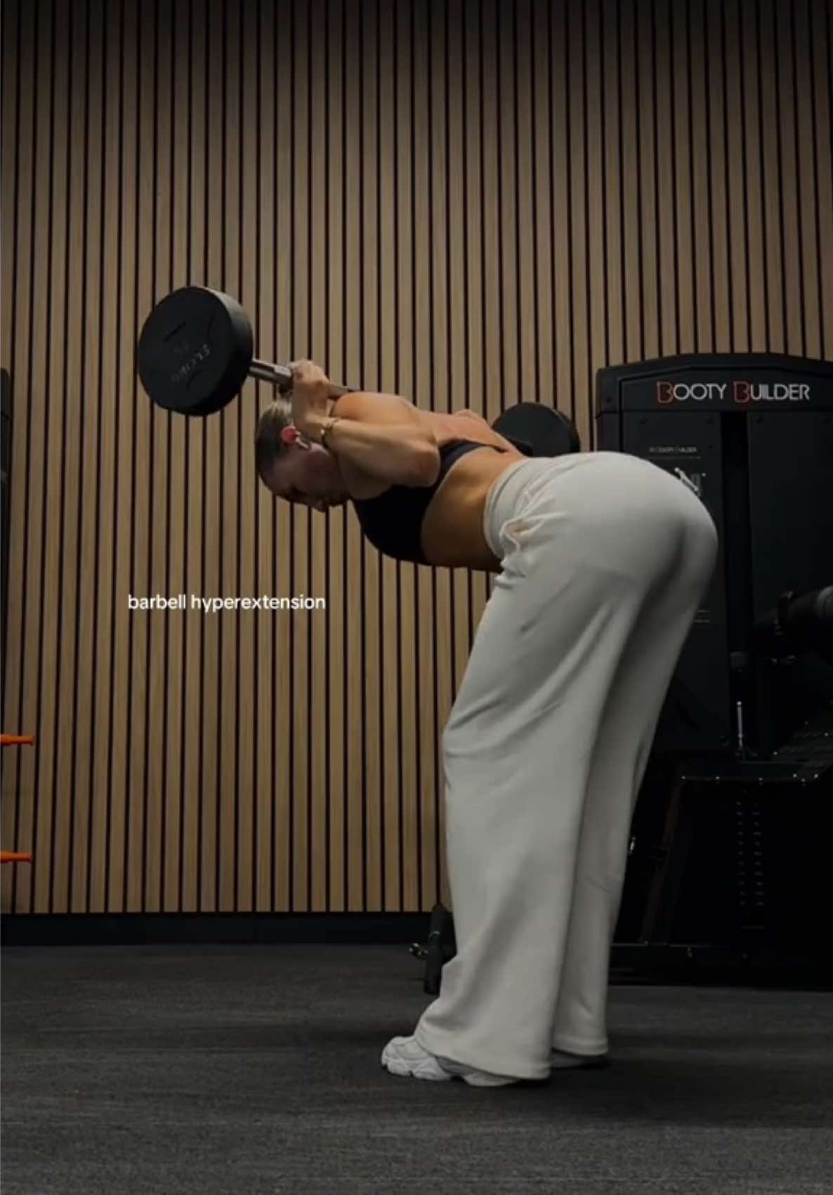 shy girl upper body workout done for you 🫶🏼 #GymTok #gymmotivation #gymgirl #gymlifestyle #workout #viral #upperbodyworkout #backday #explorepage #fyp #pushday #shygirlworkout 