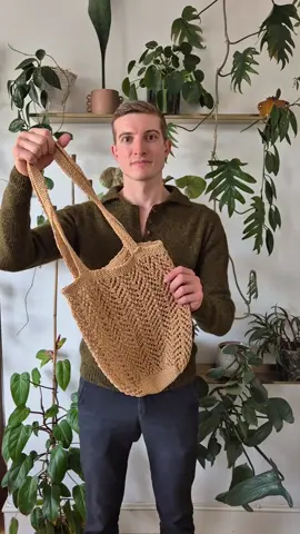 knit a bag with me ☀️ #knittok #knitting #summerknits #knitwear #slowfashion 
