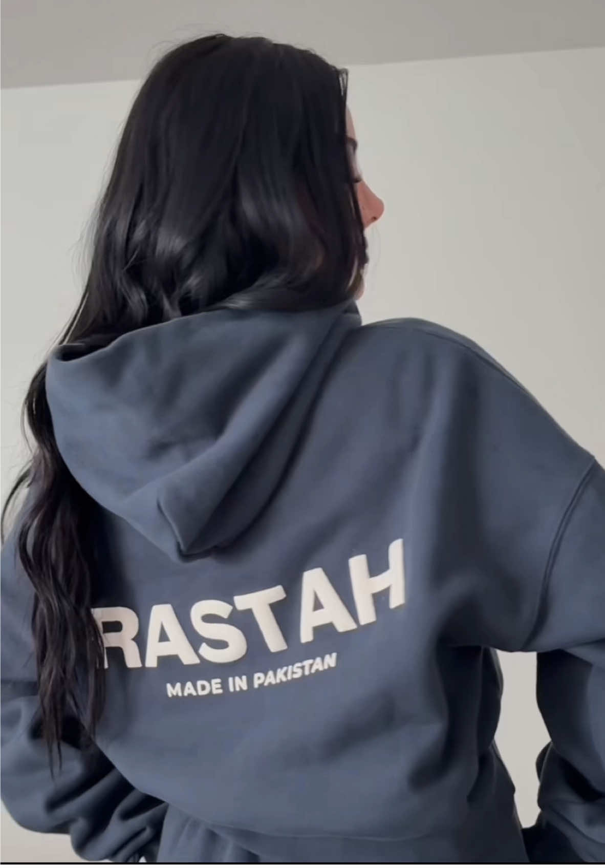 @Rastah best pakistani streetwear 🇵🇰🤍🪽✨#rastah #pakistanistreetwear #desi #foryou #fyp #desitiktok #desigirl #browntiktok #browngirl #browntok #contentcreator #houston #dubai #miami #toronto #pakistanitiktok 
