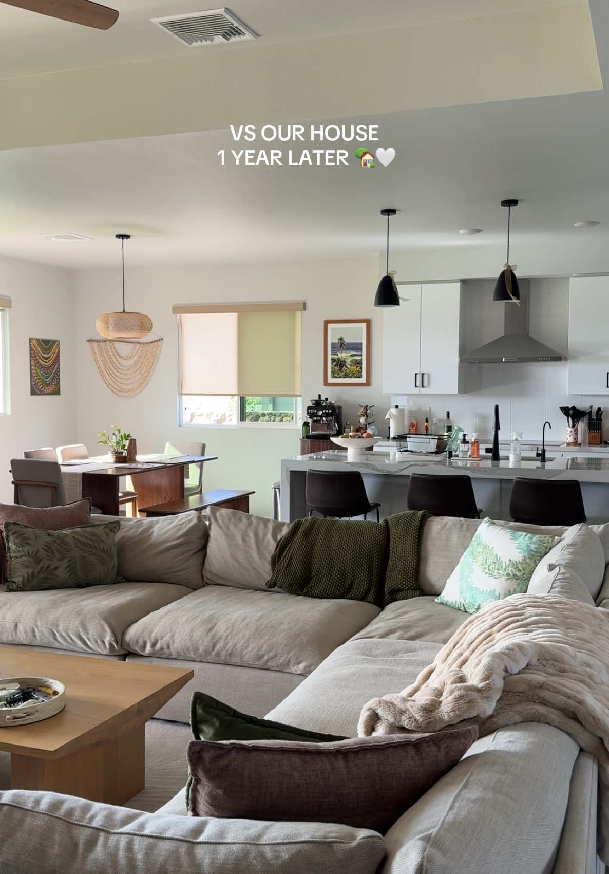 I can’t believe we’ve been living here for a year!! My biggest goal was to make it a cozy and homey oasis with touches of Hawaiian decor & I think I succeeded 😌 #hometransformation #homedecor 