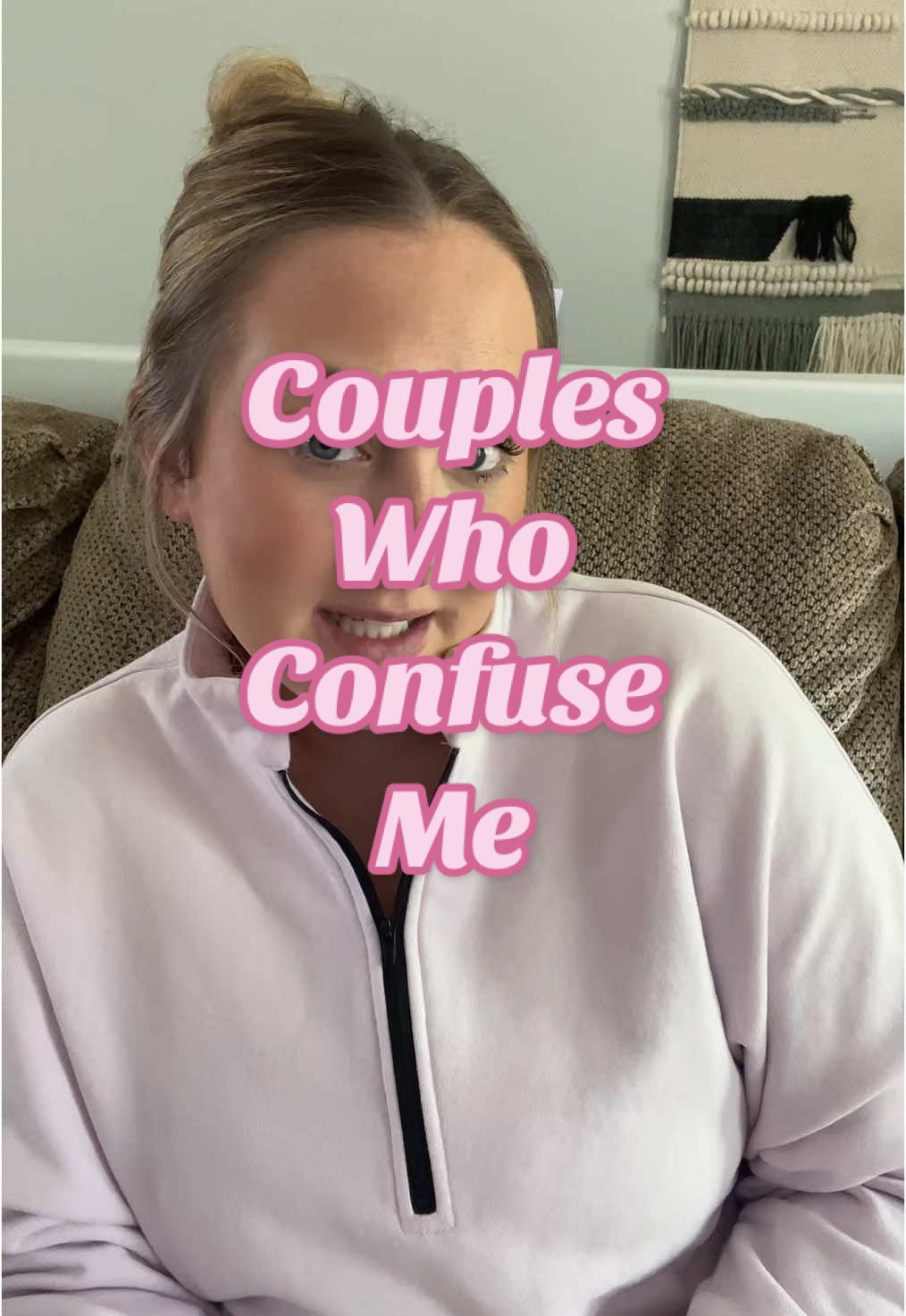 It just couldn’t be me. I can’t understand how the choice to sit side by side is better than across??? #husbandwife #couplethings #relationshiphumor #marriagehumor #marriedlife #thingspeopledo 