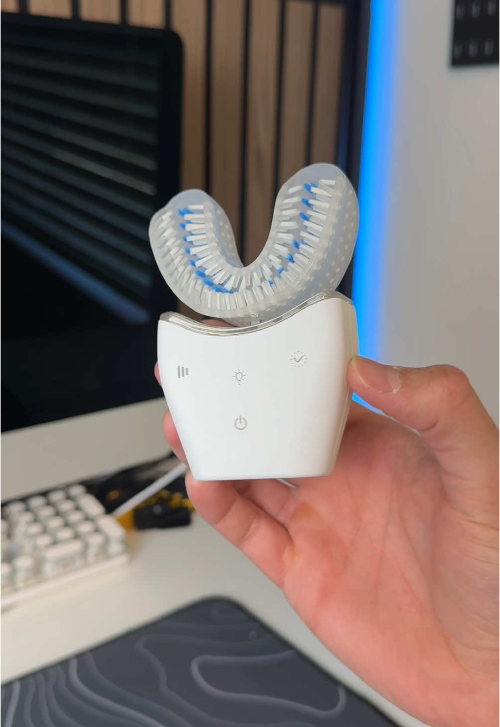 Where has this been my whole life haha  #autobrush #autobrushtoothbrush #amazonfind #amazonfinds2025 #amazontech #amazontechfinds #amazonhomefinds 