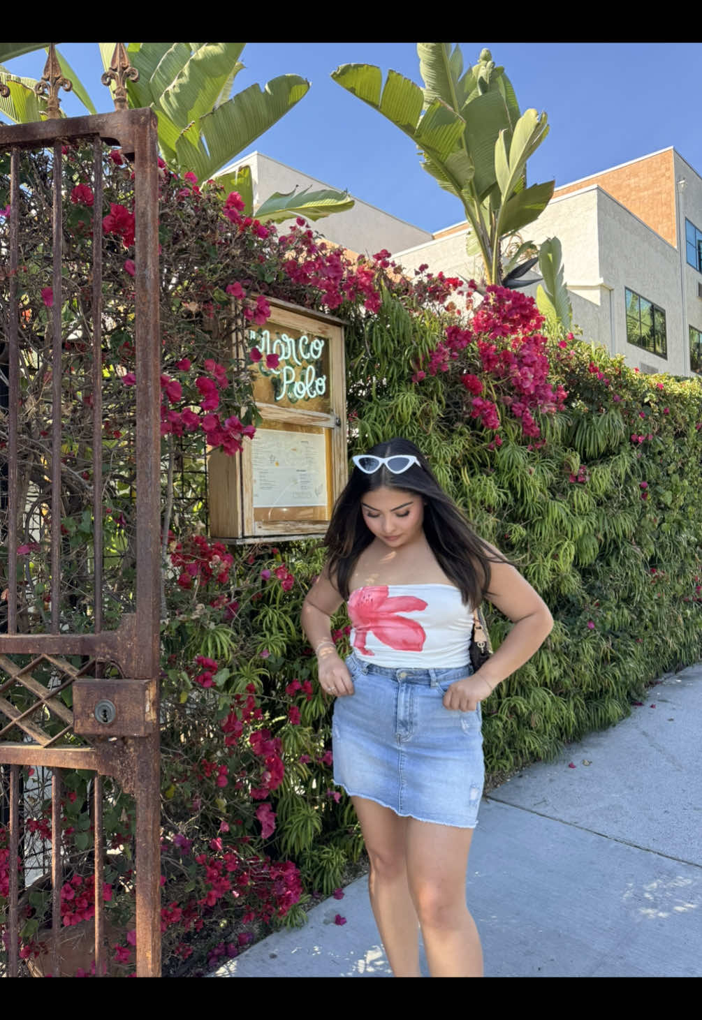 May Giveaway 💐 RULES - 1. Must be following me @my_life_as_christy on BOTH Instagram & TikTok (No exception) - 2. Like & REPOST ‼️ this video  - 3. Tag a friend & comment your IG handle (must include BOTH in each entry) - 4. Must be based in the U.S  BONUS ENTRIES: Subscribe to my YouTube channel for an extra 10 entries (linked in bio & must send screenshot showing proof in IG dms) • Miss ANY of the steps your entry will not be entered ‼️ Giveaway will end on 5/29 at 11:59 pm PST and winner will be contacted through dm next day  ‼️ Entries will be entered in a giveaway generator & winner will be picked at random!  #springgiveaway #giveaway2025 #makeupgiveaway 