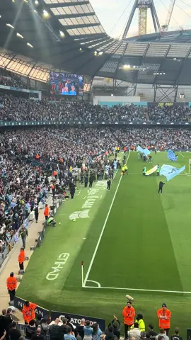 Kevin De Bruyne, for the final time at the Etihad 🩵 #MCFC #fyp 