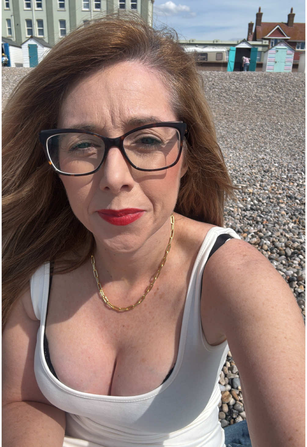 Beach again…. My favourite place…  #outfitinspo #fashion #fashiontiktok #viralvideos #makemefamous #tiktokviral #outfit #lotto 