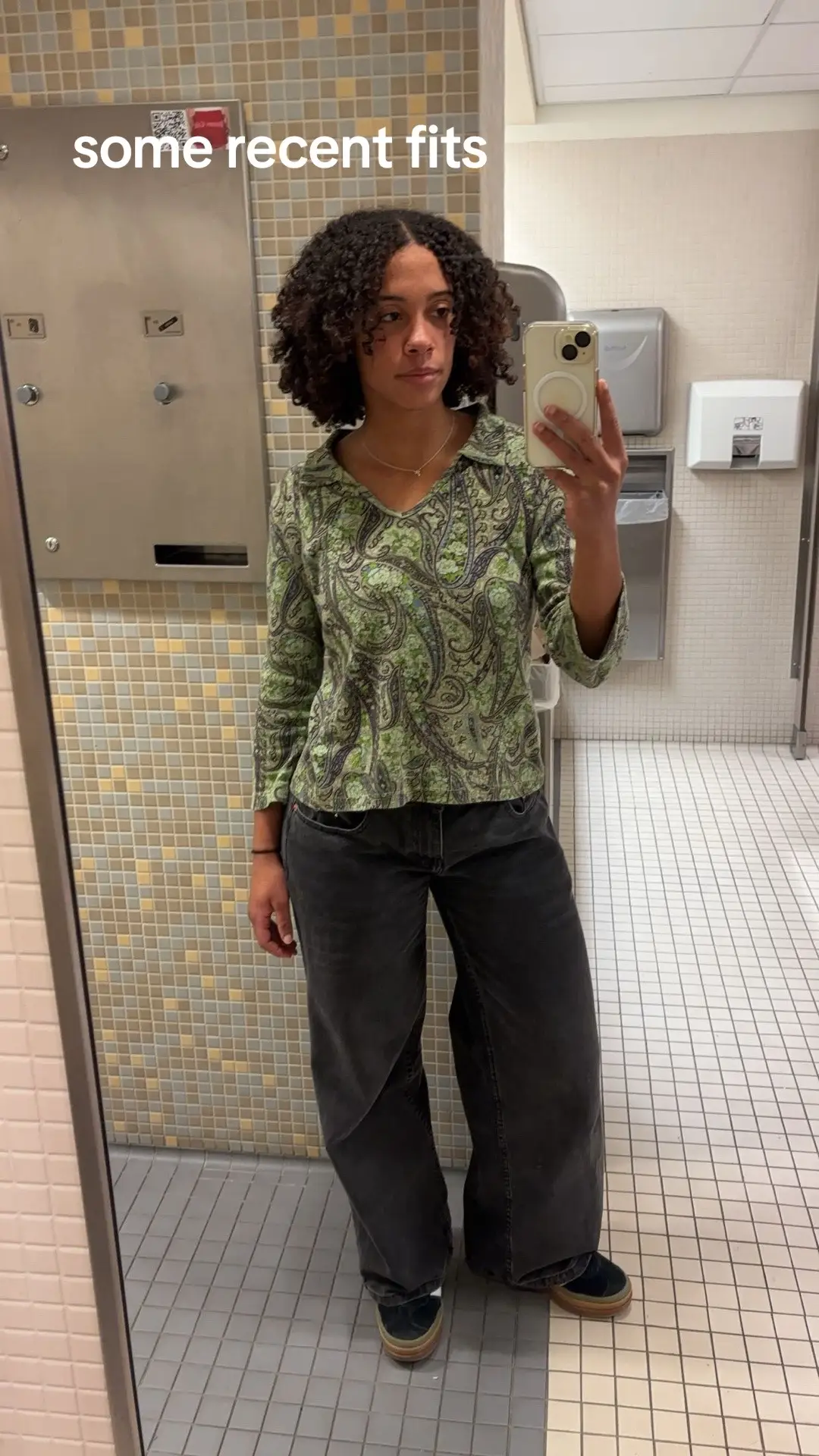 #fitcheck #outfit #college #university #gymgirl #chicago #city #spring #Summer #winter #weather #Lifestyle #Fitness 