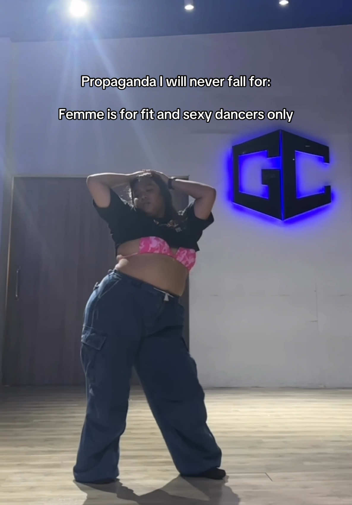 First major activity after my knee injury! Haha! I might really go back to dancing this year (if the universe will allow me to do so)  📍Groove Central  🧠: Piolo Sopoco 