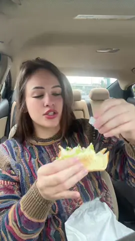 Such good portions for the price too #fyp #foryoupage #food #Foodie #mukbang #sandwich #eating 