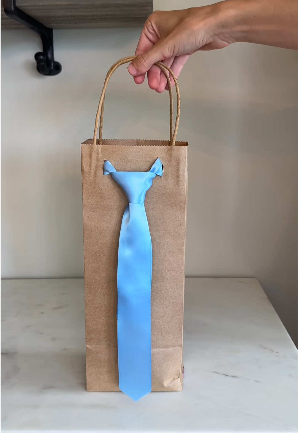 Father’s Day gift idea - whiskey edition! #fathersdaygift #giftsfordad #whiskey #winegift 