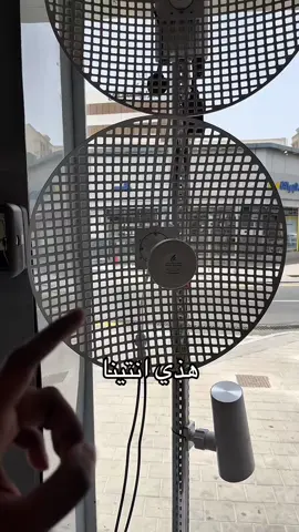 لان الراوتر مدمج بالإنتينا هذا الشي يعطيك أداء قوي وثبات عالي وما تفقد السرعة في السلك ⚡ ⸻ #ابتكار_الشبكات #ماكس_سيقنال #انتينا 