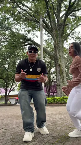 Una morrita bien bonita 🤭 @Laura🐴 