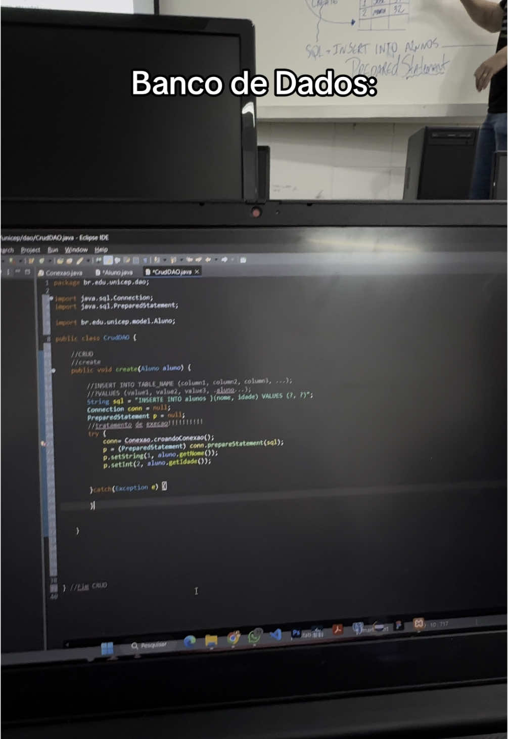 Dá para endoidar um pouco 🥹 #bancodedados #database #programação #fyp #java 