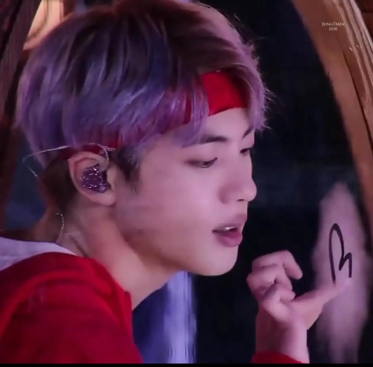 WE LOVE HEART ON THE WINDOW  #방탄소년단진 #진 #BTSJIN #JIN