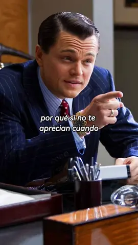 Lecciones de Jordan Belfort: Cuando tu presencia se convierte en un paisaje familiar. #jordanbelfort #lobodewallstreet #leccionesdelavida #reflexionesdelavida 