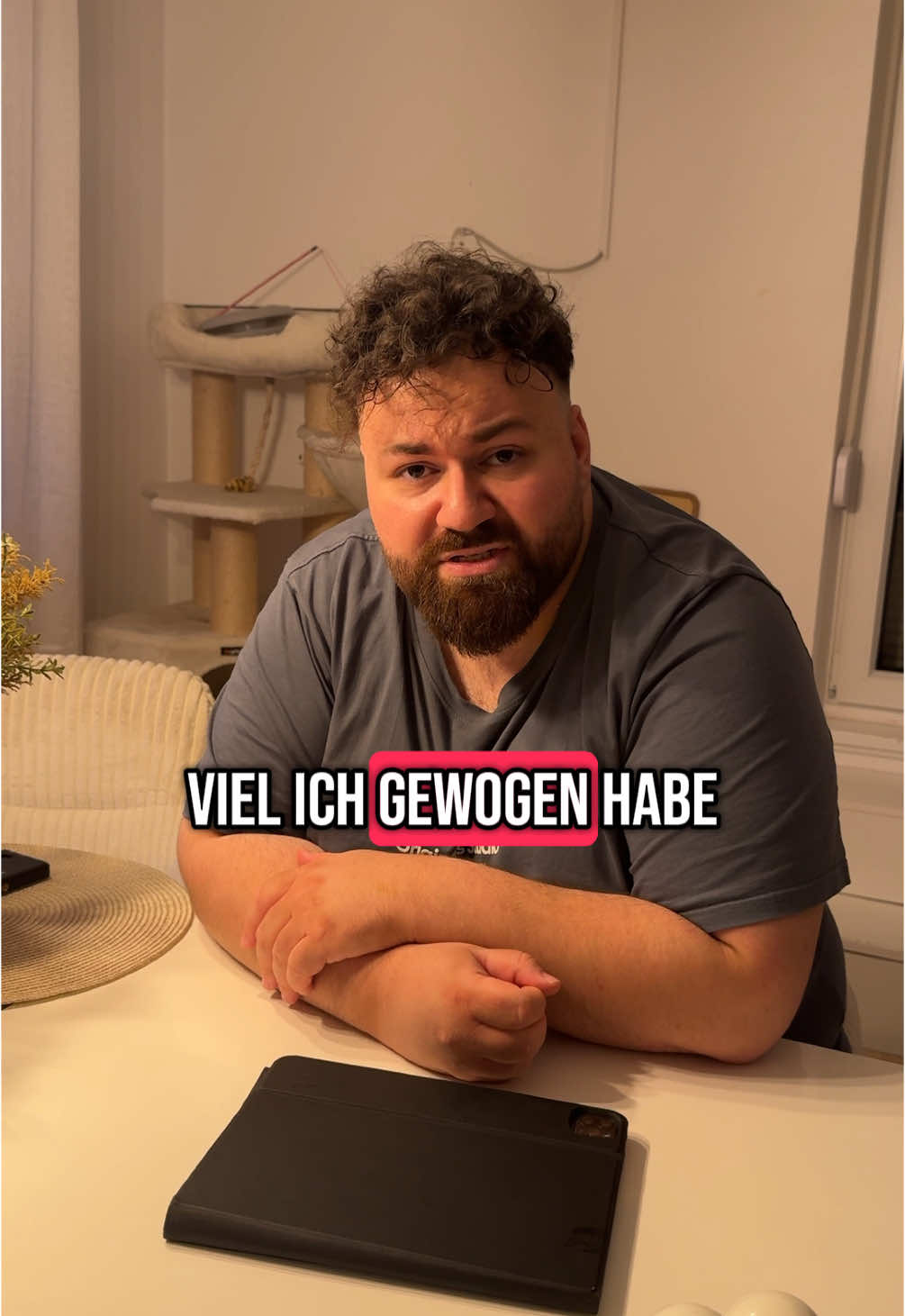 @Russkaja Wie viel wiege ich jetzt ? Und wie viel habe ich gewogen ? #fy #fyp #fypsounds #foryou #viral #foryoupage #fürdich #couple #CoupleGoals #halil #hyan #couplecomedy #viralvideo #goviral #viraltiktok #russkaja15 #spiel #spass #erraten #viral #viralvideos #couplestiktok #couplechallenge #Vlog #abnehmen #Fitness #übergewicht #newme 