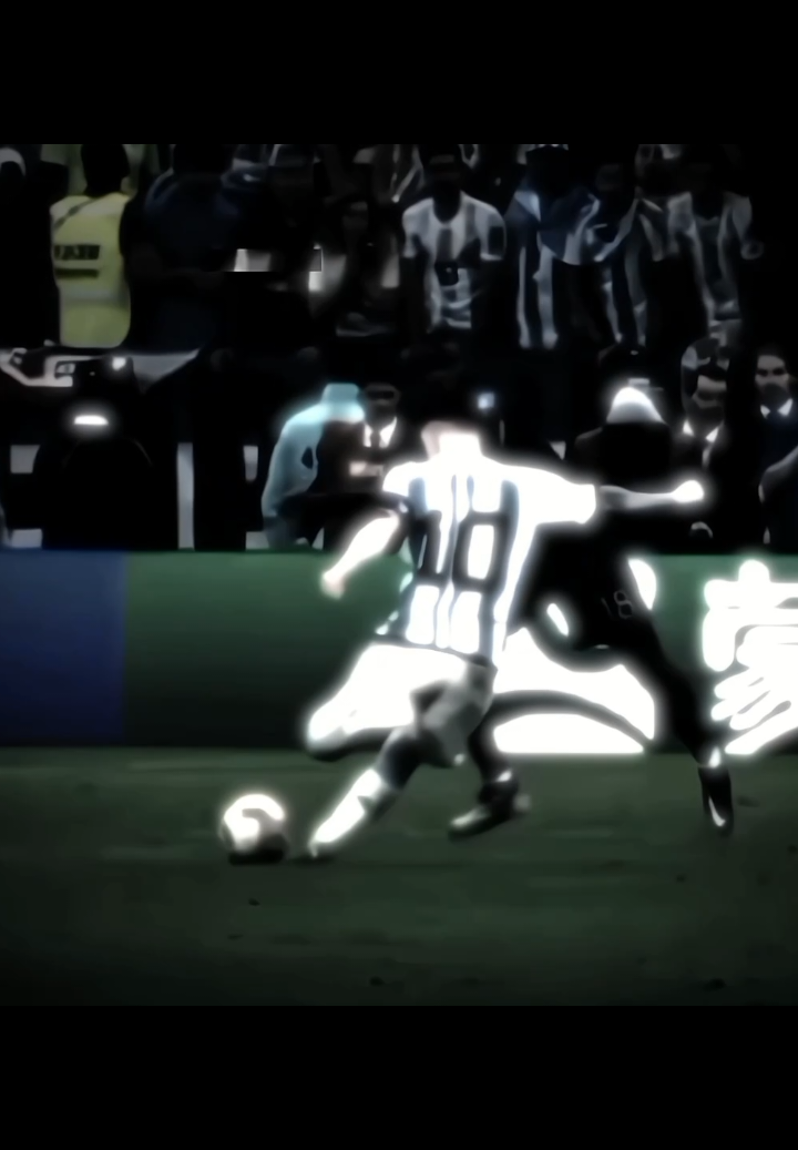FLOPPPPPPPPPPPP #messi #football #edit #fyp #goat #lm10 #lionelmessi #fyyyy 