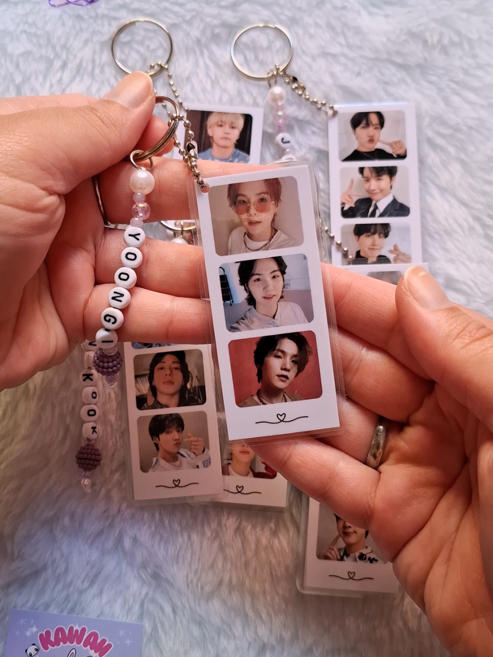Chaveiros plastificados tipo polaroid BTS 😍 Disponíveis em nossa lojinha Shopee ✨  #BTS #bangtanboys #army #armybts #kpop #chaveiros #chaveirospersonalizados #decor #decoração #lojaonline #lojavirtual #shopee #shopeebr #shopeebrasil #fyp 