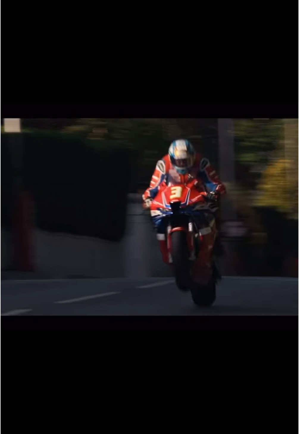 Something different for this one😁 | 5 days! 5 days!!!😆😁🔥 | #isleofmantt #isleofmanttraces #roadraces #Motorsport #Roadracing #fyp #trending #viral #iomtt2025 #edit #isleofman #bikelover 