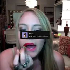 brutal by olivia rodrigo💜🎧 #oliviarodrigo #foryoupage #fyp #fy #viral 