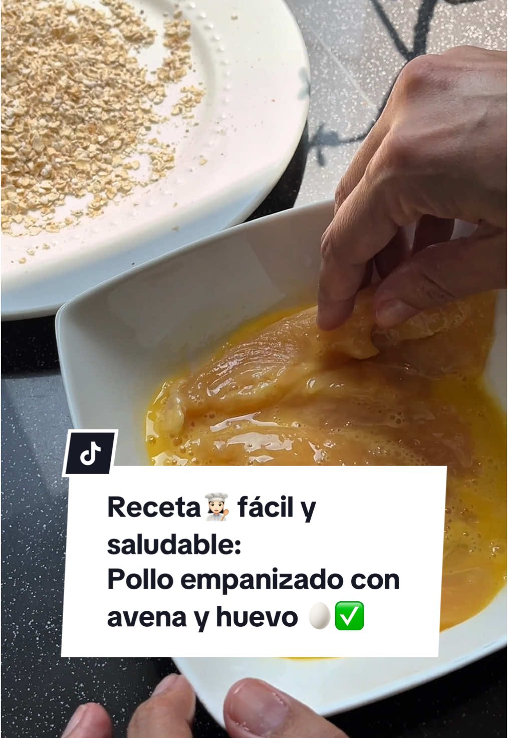 Receta 👩🏻‍🍳 saludable, fácil y rica: pollo empanizado con huevo y avena 🫡 una opción riquísima para variar tus comidas! Me cuentas si la haces… #nutricion #ideasdecomidas #Receta #pollo #ensalada #comesano #alimentacionsaludable #recetasfaciles 